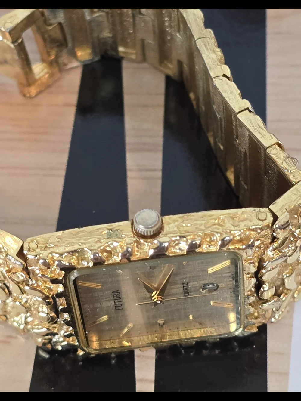 FUTURA Gold Textured Square Women's Quartz Watch